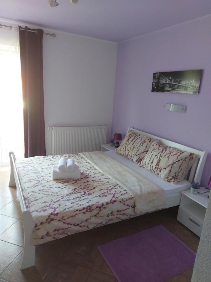 Guest House Macic Korenica Exterior foto